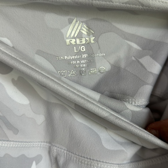 EUC RBX CAPRI LEGGINGS white camo large - Picture 5 of 6